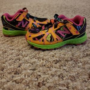 Kids New Balance 890v3 Glow In The Dark Sneaker